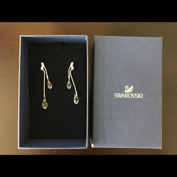 Jewelry - Swarovski Gillian Drop Earrings